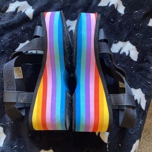 Used Rocket Dog Rainbow Platforms